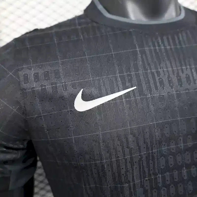 Maillot Tottenham concept " Noir " 2025/2026 Version Player YamaKits Foot