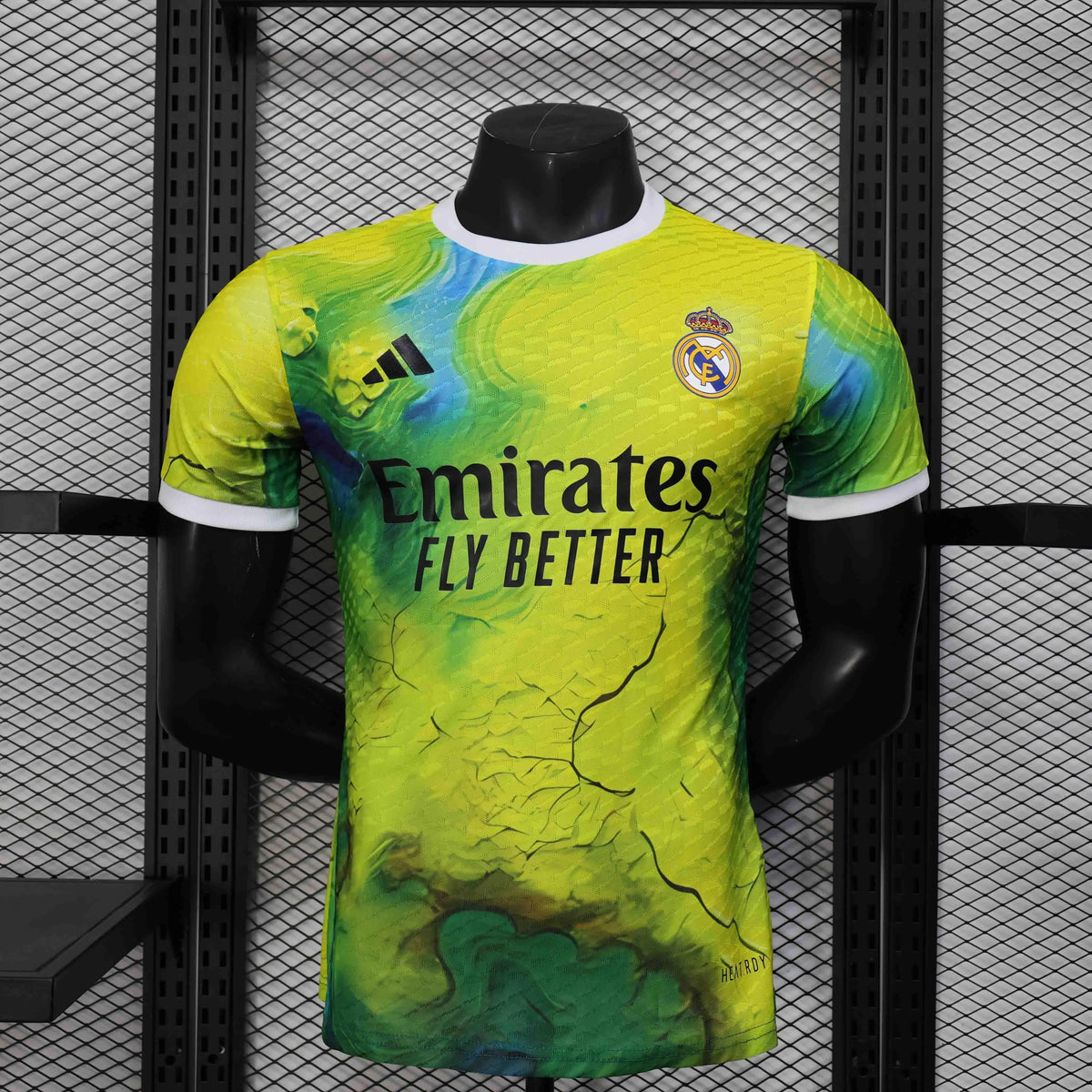 Maillot Real Madrid concept 2025-26 Maison To Sport