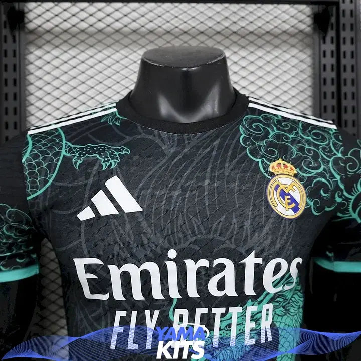 Maillot Real Madrid foot concept 2025 2026 Maison To Sport